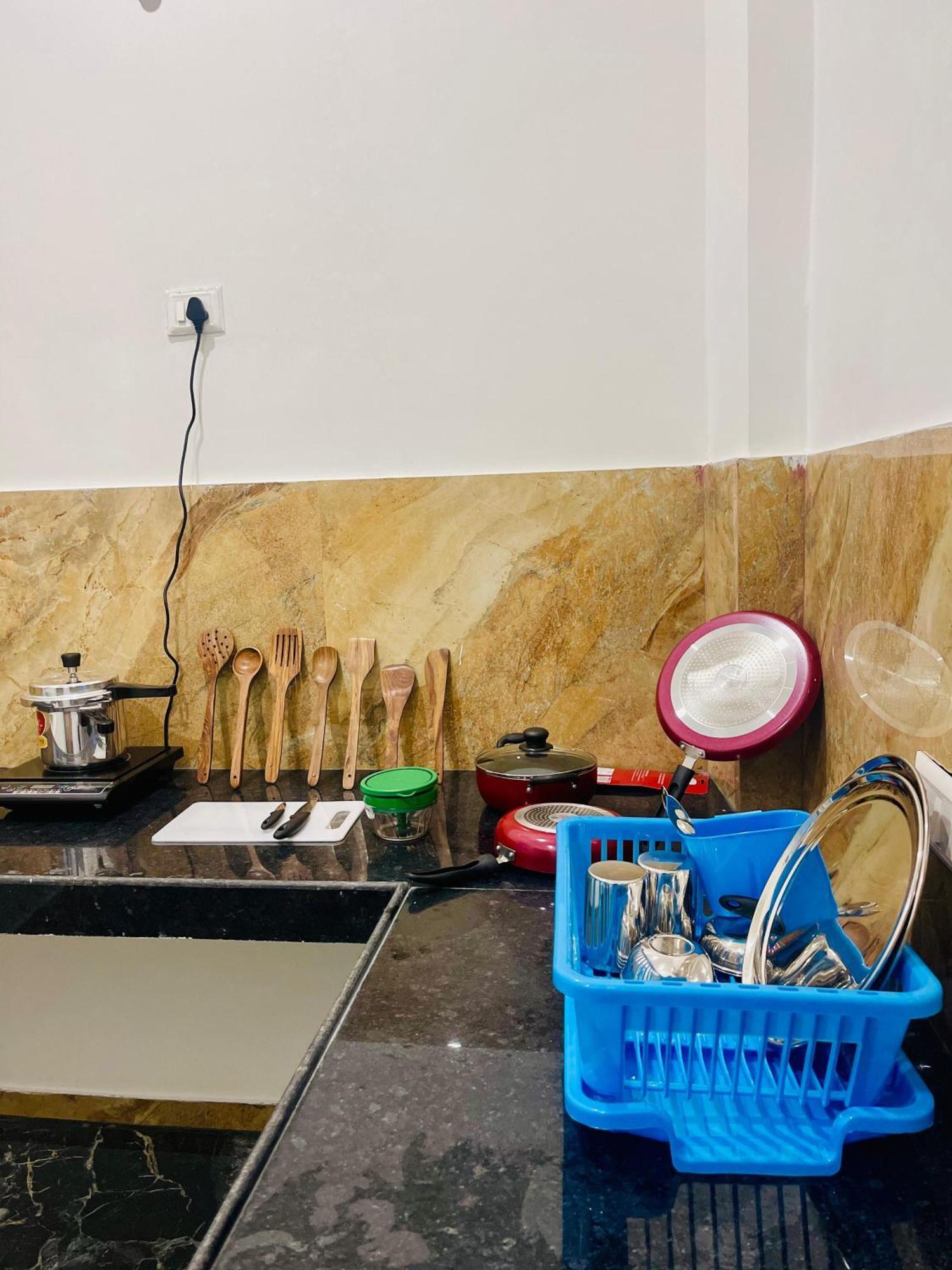 Amrita Residency Villa Varanasi Exterior photo
